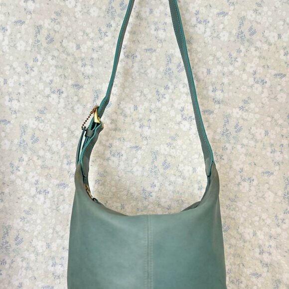 four bag vintage coach lot (spectator, geometric, ocean, berkeley suede) - Picture 8 of 15